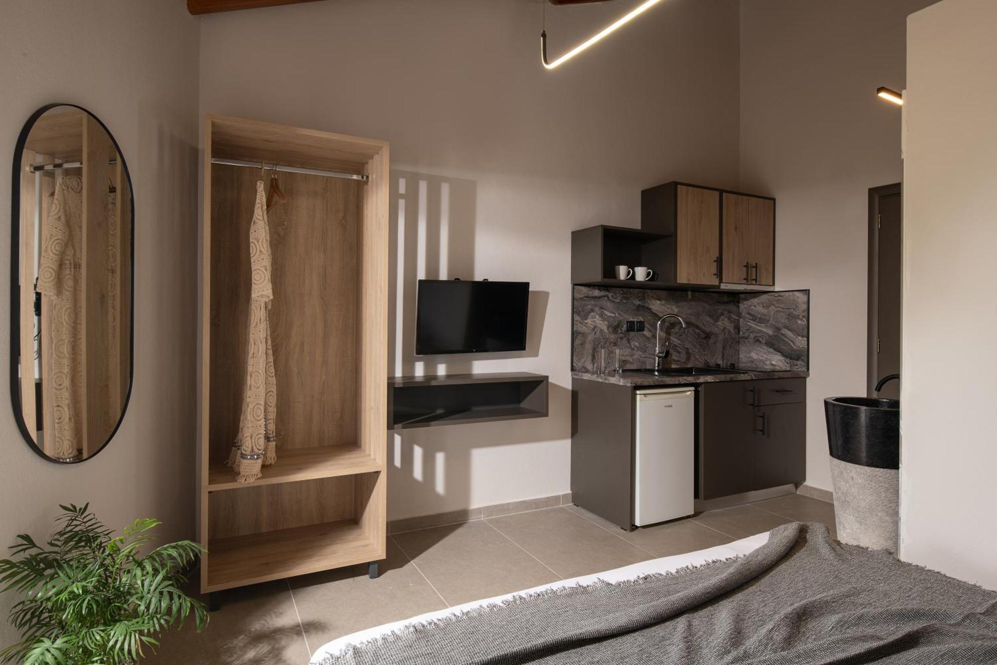 Erifili At Sarti Beach Apartments & Studios Bagian luar foto